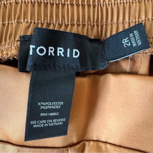 Torrid Wide Leg Satin High Rise Pant Size 2X - Picture 10 of 11